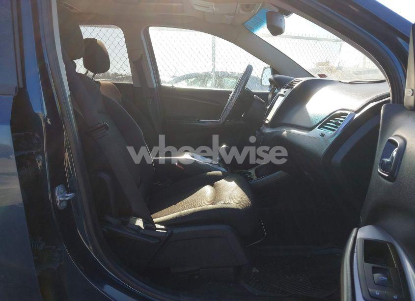 Photo 5 of 2015 Dodge Journey SXT (VIN 3C4PDCBGXFT614306)