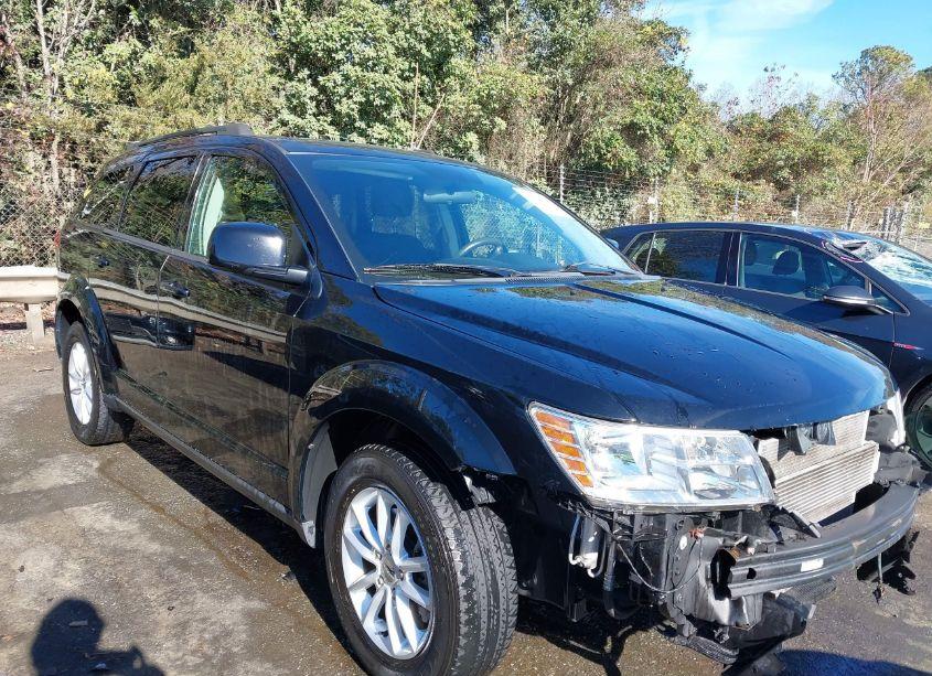 2015 Dodge Journey SXT (VIN 3C4PDCBGXFT742917) main photo