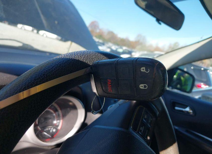 Photo 11 of 2015 Dodge Journey SXT (VIN 3C4PDCBGXFT742917)