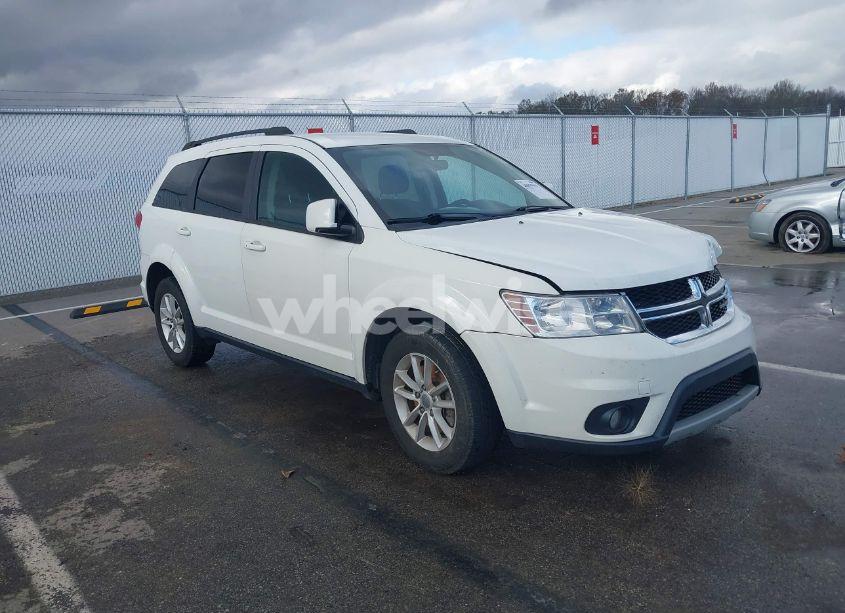 2017 Dodge Journey SXT (VIN 3C4PDCBGXHT525418) main photo