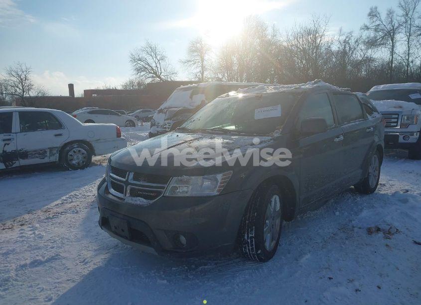 Photo 2 of 2017 Dodge Journey SXT (VIN 3C4PDCBGXHT568835)