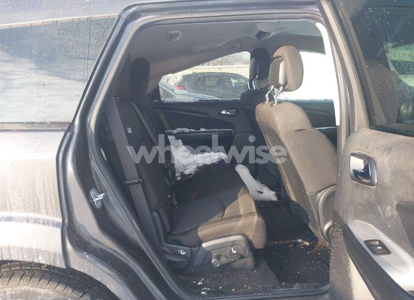 Photo 8 of 2017 Dodge Journey SXT (VIN 3C4PDCBGXHT568835)