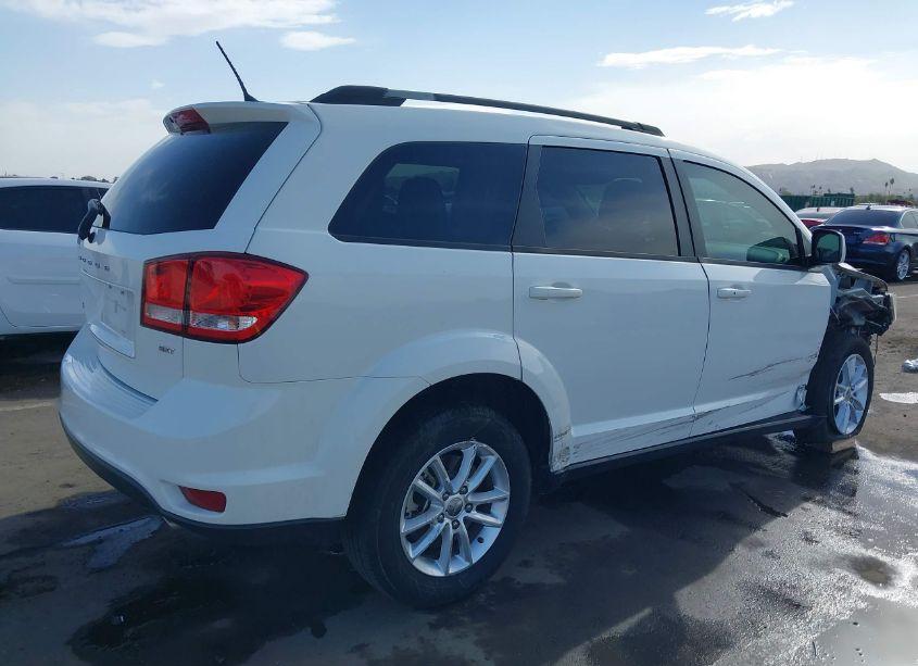 Photo 4 of 2017 Dodge Journey SXT (VIN 3C4PDCBGXHT569984)