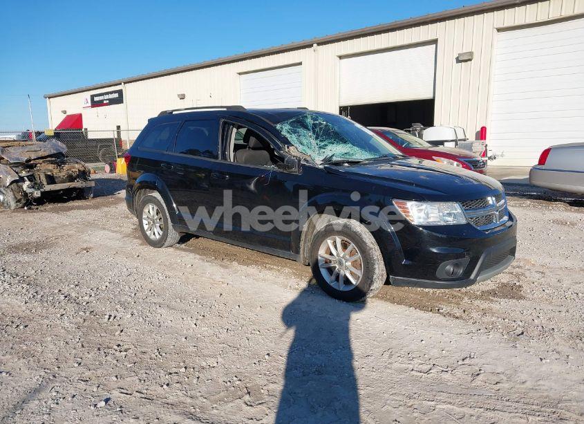 2018 Dodge Journey SXT (VIN 3C4PDCBGXJT309431) main photo