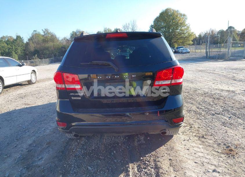 Photo 16 of 2018 Dodge Journey SXT (VIN 3C4PDCBGXJT309431)