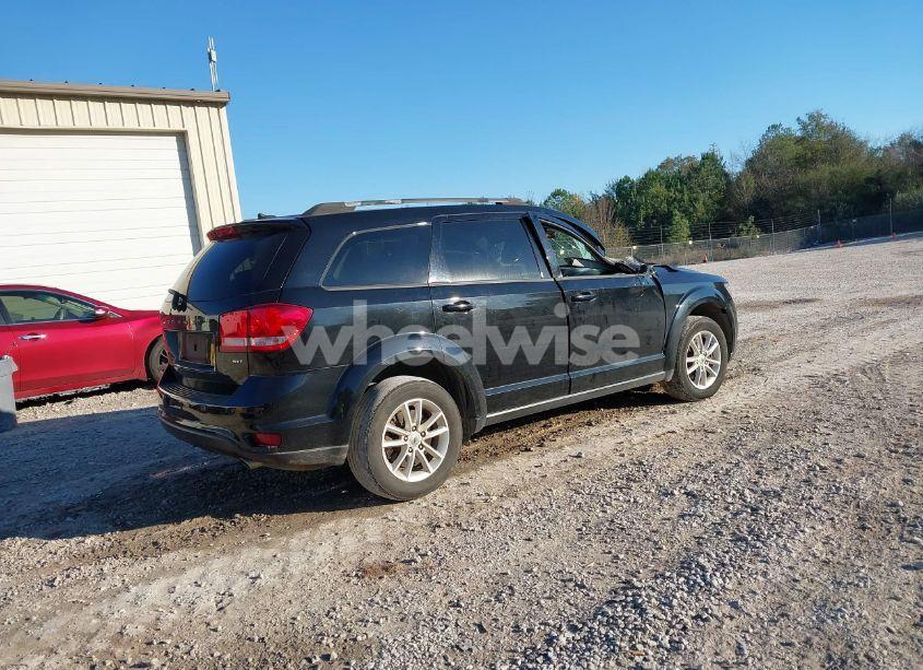 Photo 4 of 2018 Dodge Journey SXT (VIN 3C4PDCBGXJT309431)