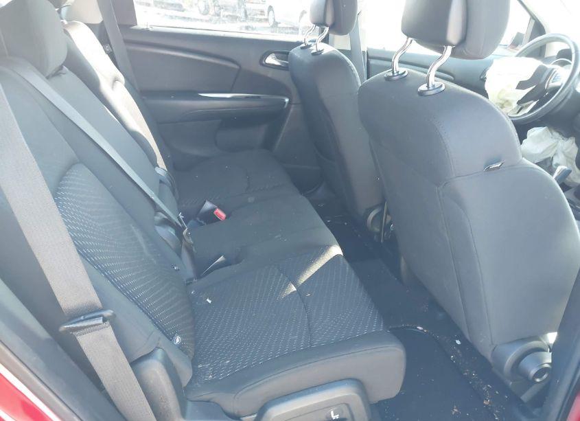 Photo 8 of 2018 Dodge Journey SXT (VIN 3C4PDCBGXJT526378)