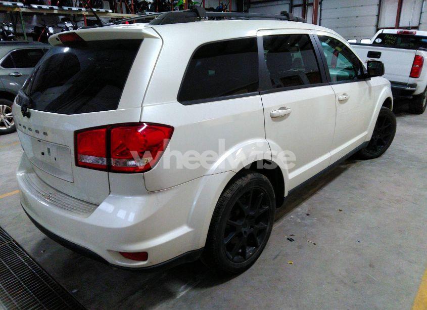 Photo 4 of 2016 Dodge Journey SXT/LIMITED (VIN 3C4PDCCG8GT136595)