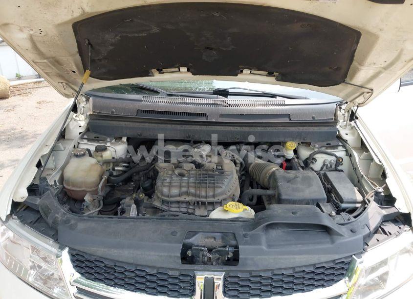 Photo 10 of 2014 Dodge Journey LIMITED (VIN 3C4PDCDG0ET121939)