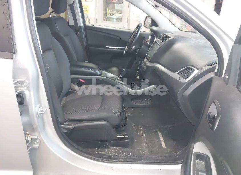 Photo 5 of 2012 Dodge Journey CREW (VIN 3C4PDCDG6CT362997)