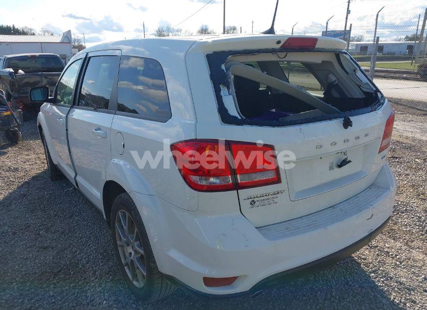 Photo 3 of 2019 Dodge Journey GT (VIN 3C4PDCEG1KT750670)