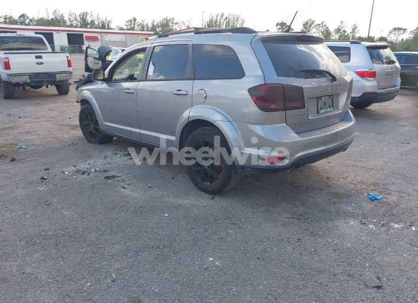 Photo 3 of 2018 Dodge Journey GT (VIN 3C4PDCEG4JT310523)