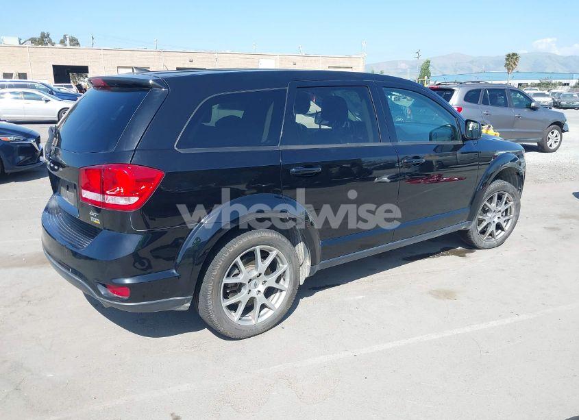 Photo 4 of 2018 Dodge Journey GT (VIN 3C4PDCEG7JT472968)