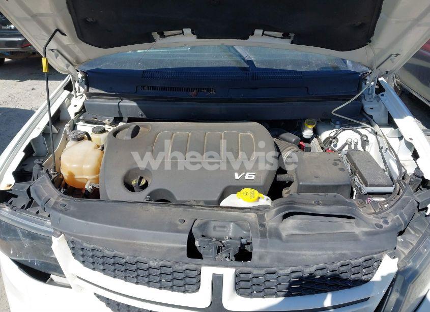 Photo 10 of 2018 Dodge Journey GT (VIN 3C4PDCEG8JT380915)