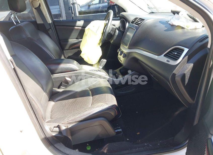 Photo 5 of 2018 Dodge Journey GT (VIN 3C4PDCEG8JT380915)