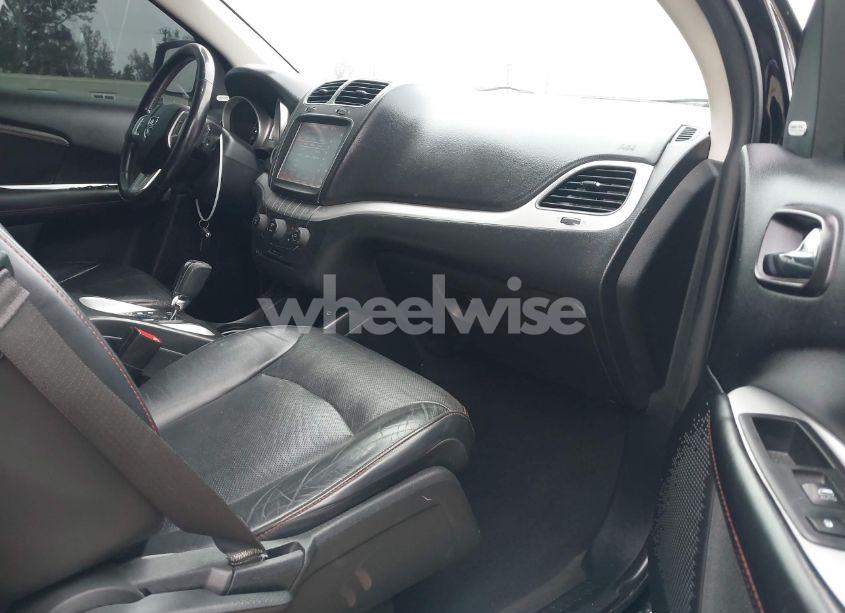 Photo 5 of 2018 Dodge Journey GT (VIN 3C4PDCEG9JT339791)