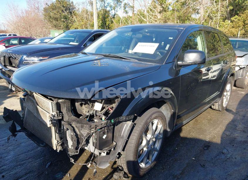 Photo 2 of 2018 Dodge Journey GT (VIN 3C4PDCEG9JT439339)