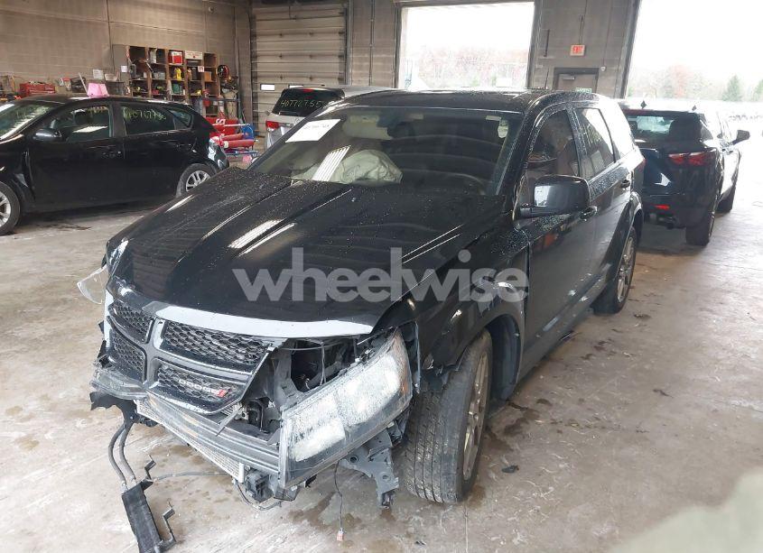 Photo 2 of 2018 Dodge Journey GT (VIN 3C4PDCEG9JT473524)