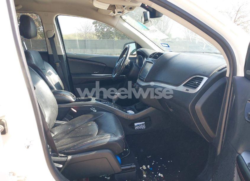 Photo 5 of 2019 Dodge Journey GT (VIN 3C4PDCEG9KT783075)