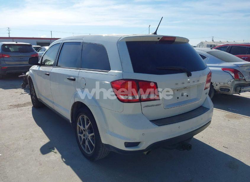 Photo 3 of 2016 Dodge Journey R/T (VIN 3C4PDCEGXGT238574)