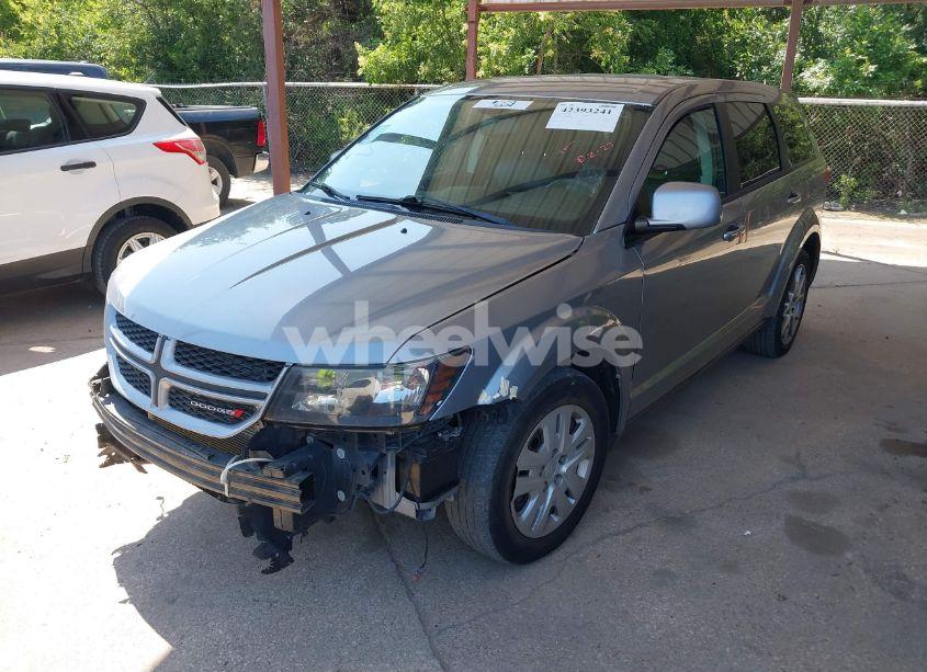 Photo 2 of 2018 Dodge Journey GT (VIN 3C4PDCEGXJT346569)