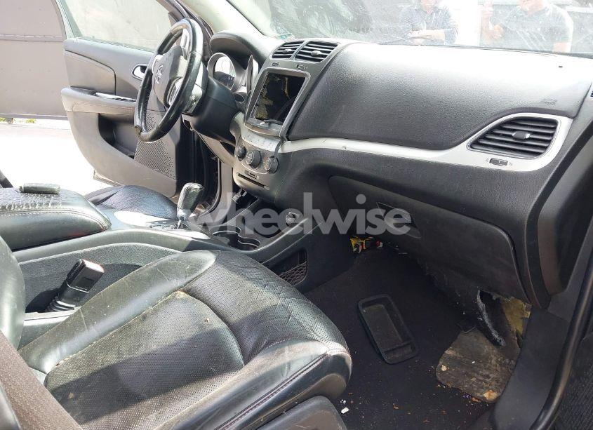 Photo 5 of 2018 Dodge Journey GT (VIN 3C4PDCEGXJT473385)