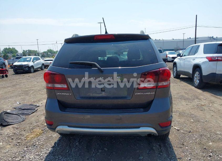 Photo 16 of 2016 Dodge Journey CROSSROAD PLUS (VIN 3C4PDCGB0GT195137)