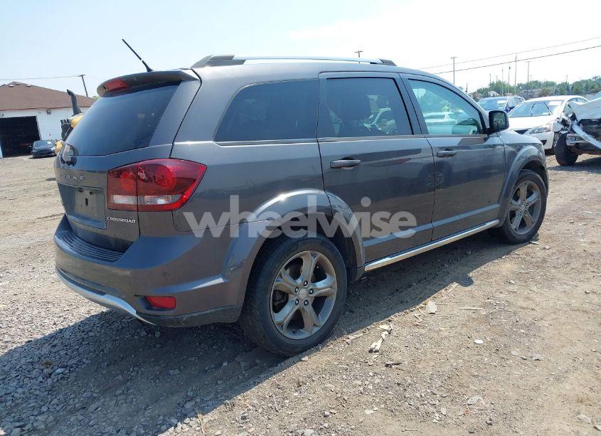 Photo 4 of 2016 Dodge Journey CROSSROAD PLUS (VIN 3C4PDCGB0GT195137)