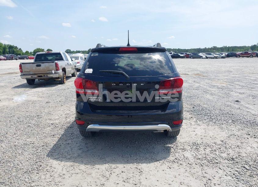 Photo 16 of 2018 Dodge Journey CROSSROAD (VIN 3C4PDCGB0JT506086)