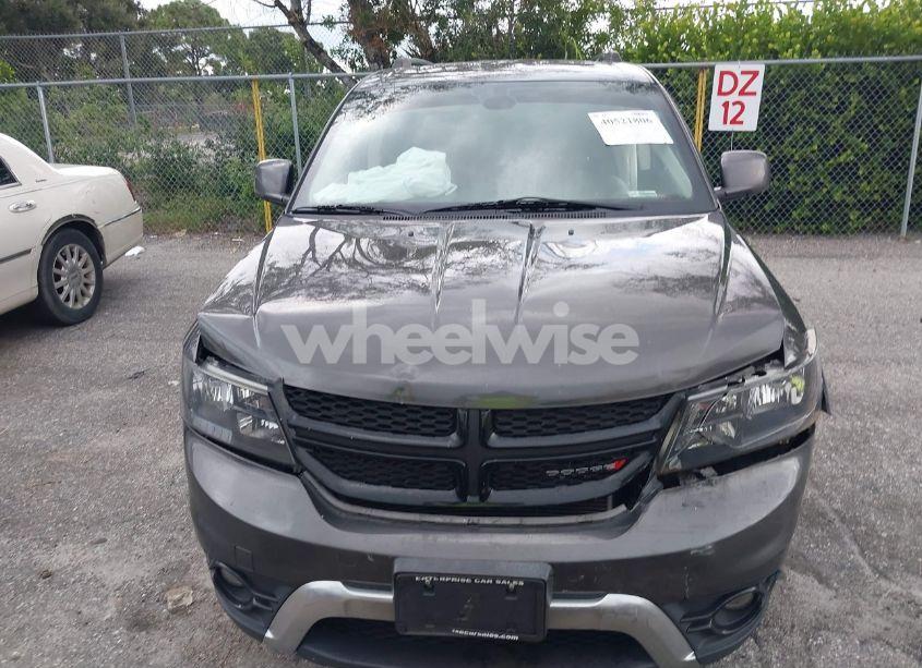 Photo 12 of 2020 Dodge Journey CROSSROAD (VIN 3C4PDCGB0LT270042)