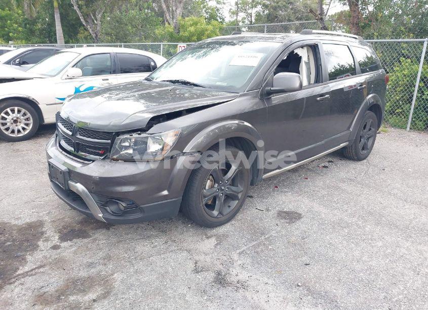 Photo 2 of 2020 Dodge Journey CROSSROAD (VIN 3C4PDCGB0LT270042)