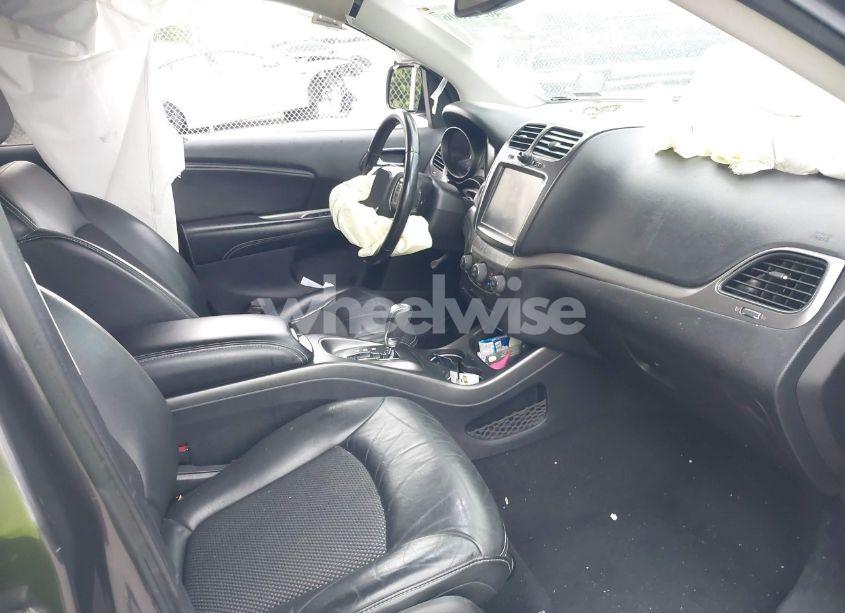 Photo 5 of 2020 Dodge Journey CROSSROAD (VIN 3C4PDCGB0LT270042)