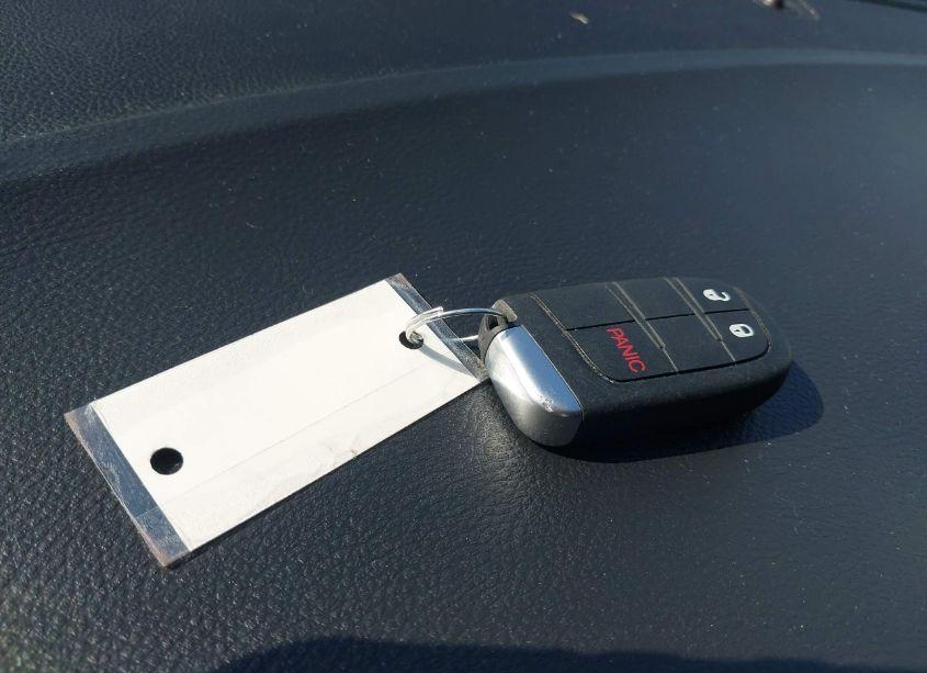 Photo 11 of 2016 Dodge Journey CROSSROAD PLUS (VIN 3C4PDCGB1GT141720)