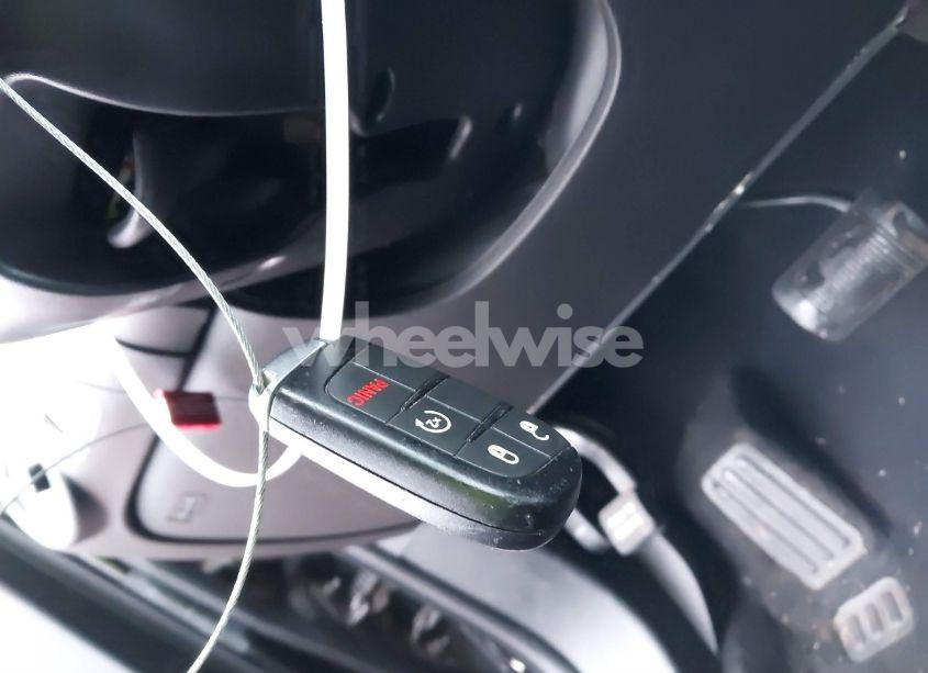 Photo 11 of 2017 Dodge Journey CROSSROAD PLUS (VIN 3C4PDCGB1HT577436)