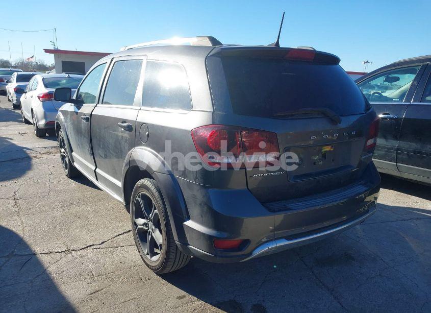 Photo 3 of 2019 Dodge Journey CROSSROAD (VIN 3C4PDCGB1KT875380)