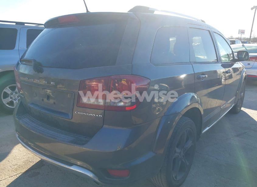 Photo 4 of 2019 Dodge Journey CROSSROAD (VIN 3C4PDCGB1KT875380)