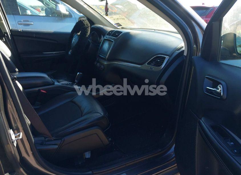 Photo 5 of 2019 Dodge Journey CROSSROAD (VIN 3C4PDCGB1KT875380)