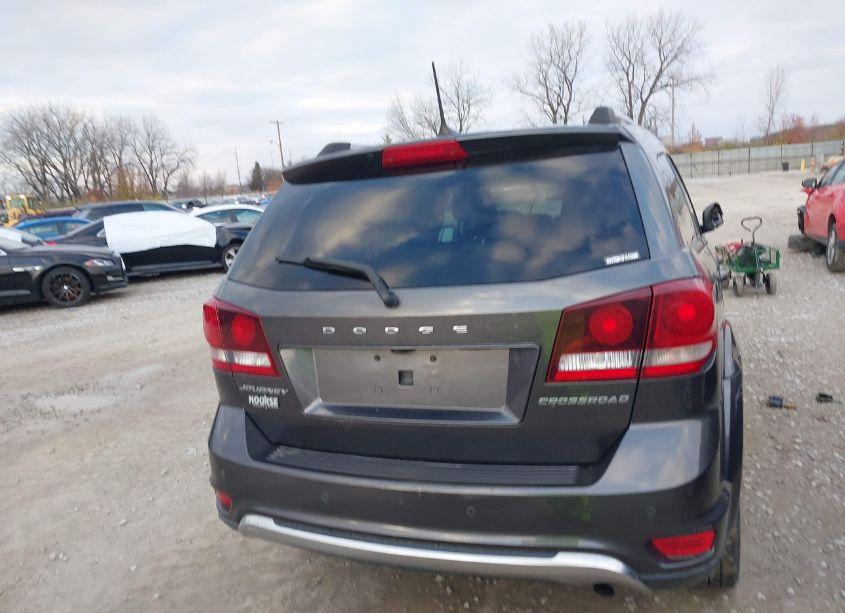 Photo 16 of 2020 Dodge Journey CROSSROAD (VIN 3C4PDCGB1LT188675)
