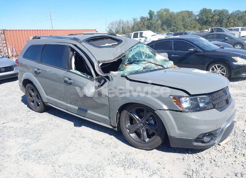 2020 Dodge Journey CROSSROAD (VIN 3C4PDCGB1LT220279) main photo