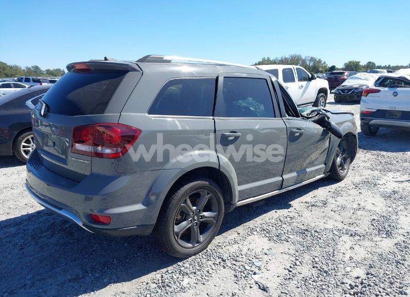 Photo 4 of 2020 Dodge Journey CROSSROAD (VIN 3C4PDCGB1LT220279)