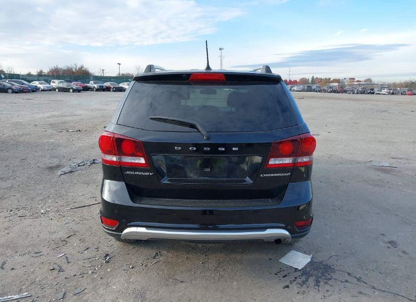 Photo 16 of 2020 Dodge Journey CROSSROAD (VIN 3C4PDCGB2LT201062)