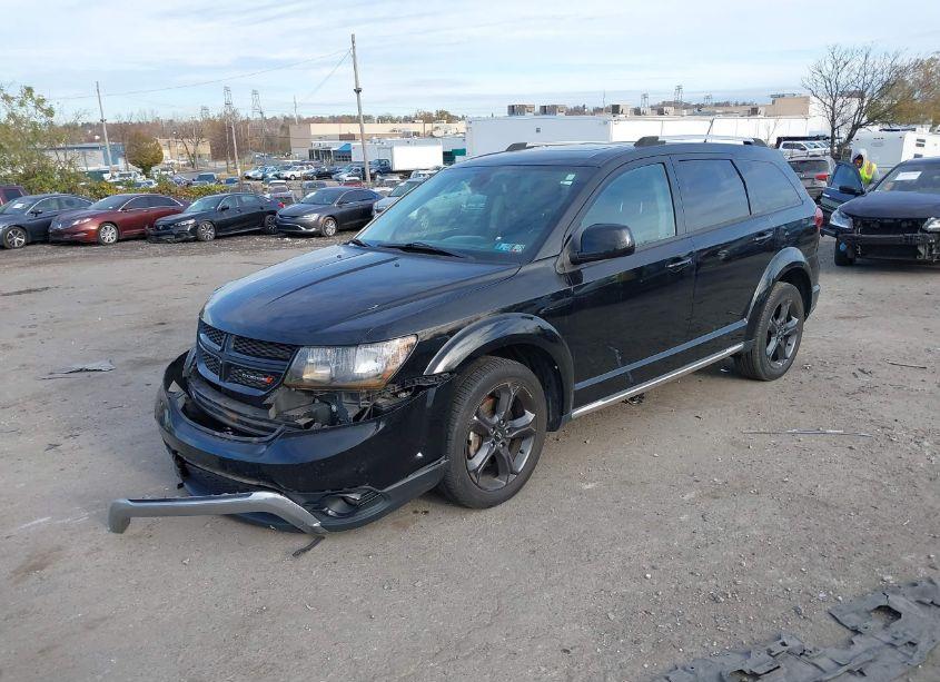 Photo 2 of 2020 Dodge Journey CROSSROAD (VIN 3C4PDCGB2LT201062)