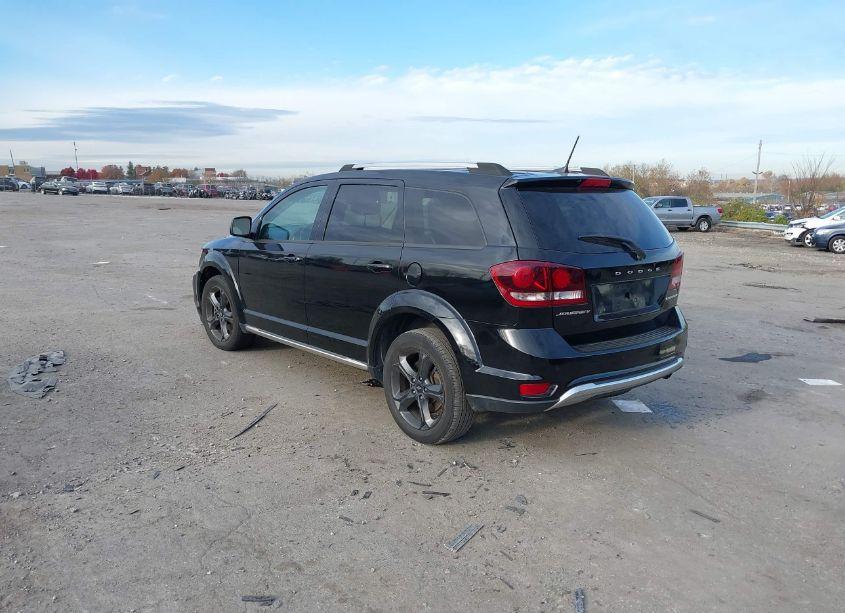 Photo 3 of 2020 Dodge Journey CROSSROAD (VIN 3C4PDCGB2LT201062)