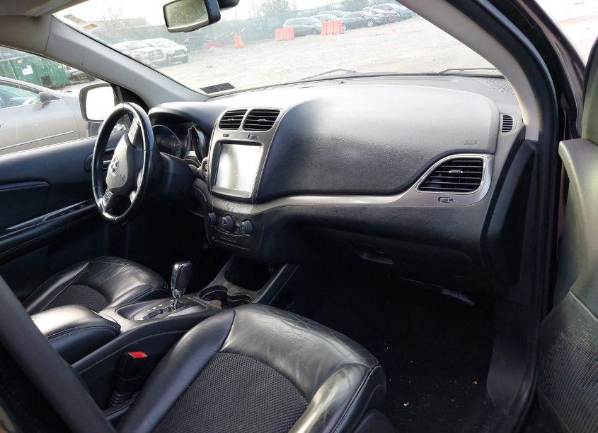 Photo 5 of 2020 Dodge Journey CROSSROAD (VIN 3C4PDCGB2LT201062)