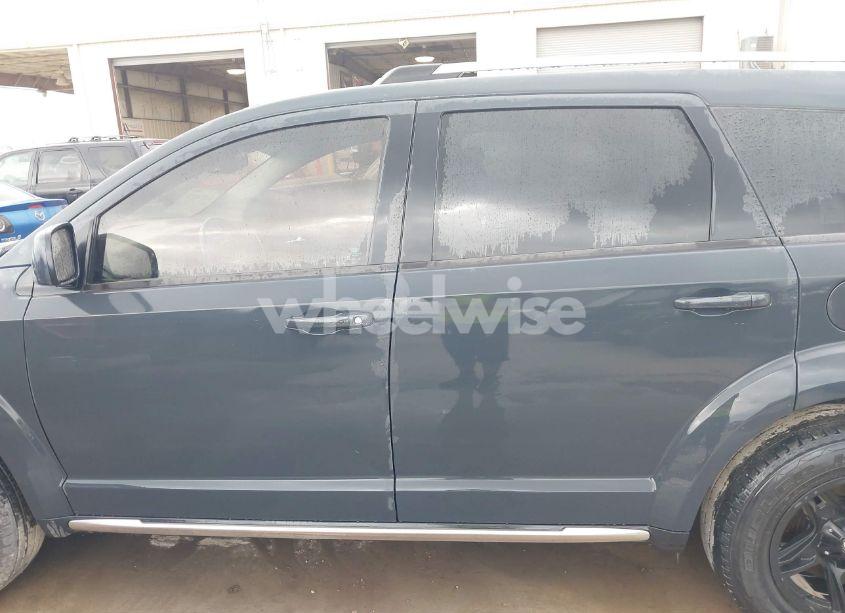 Photo 14 of 2017 Dodge Journey CROSSROAD PLUS (VIN 3C4PDCGB3HT701707)