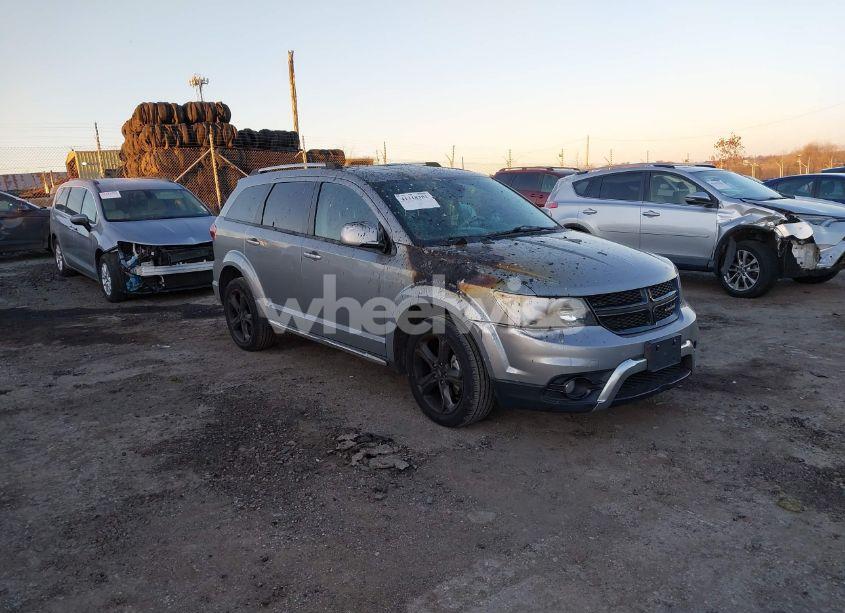 2020 Dodge Journey CROSSROAD (VIN 3C4PDCGB3LT188984) main photo