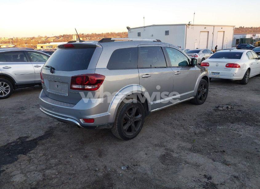 Photo 4 of 2020 Dodge Journey CROSSROAD (VIN 3C4PDCGB3LT188984)