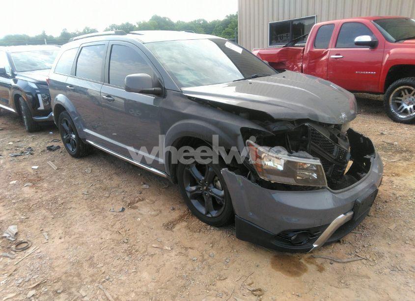 2020 Dodge Journey CROSSROAD (VIN 3C4PDCGB3LT263523) main photo