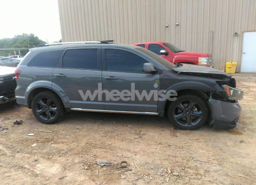 Photo 13 of 2020 Dodge Journey CROSSROAD (VIN 3C4PDCGB3LT263523)