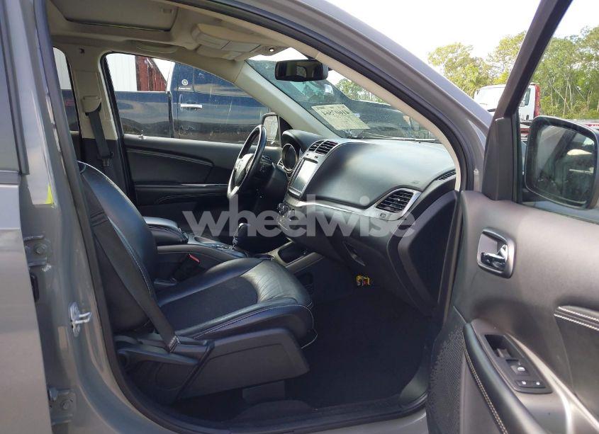 Photo 5 of 2020 Dodge Journey CROSSROAD (VIN 3C4PDCGB3LT263960)